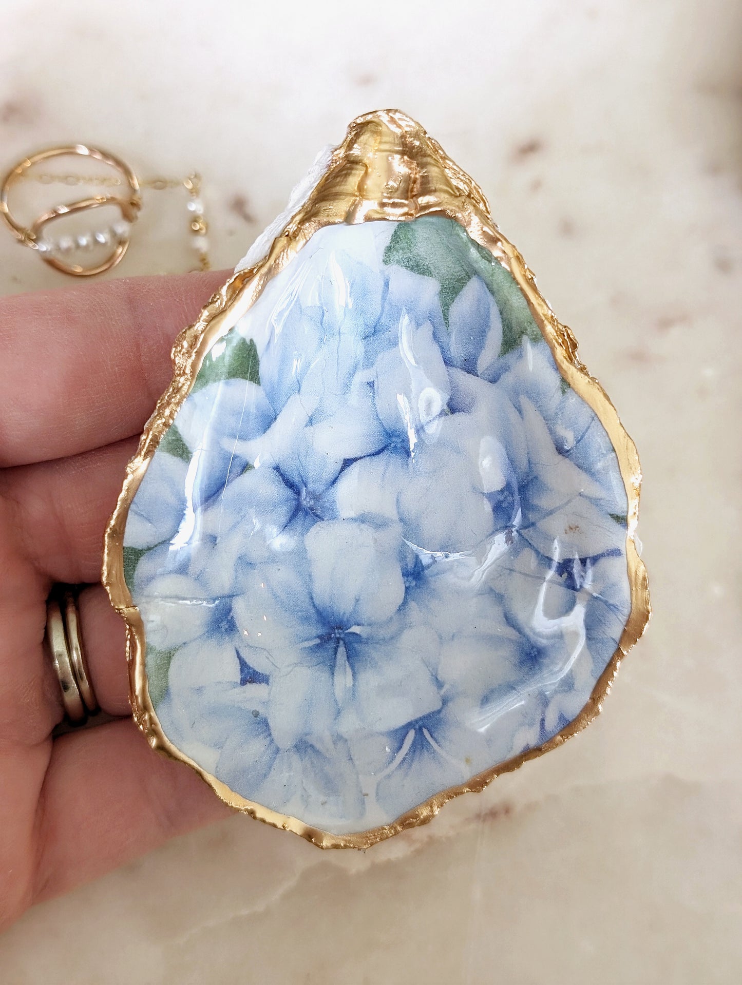 Mini Hydrangea Oyster Shell Ring Dish