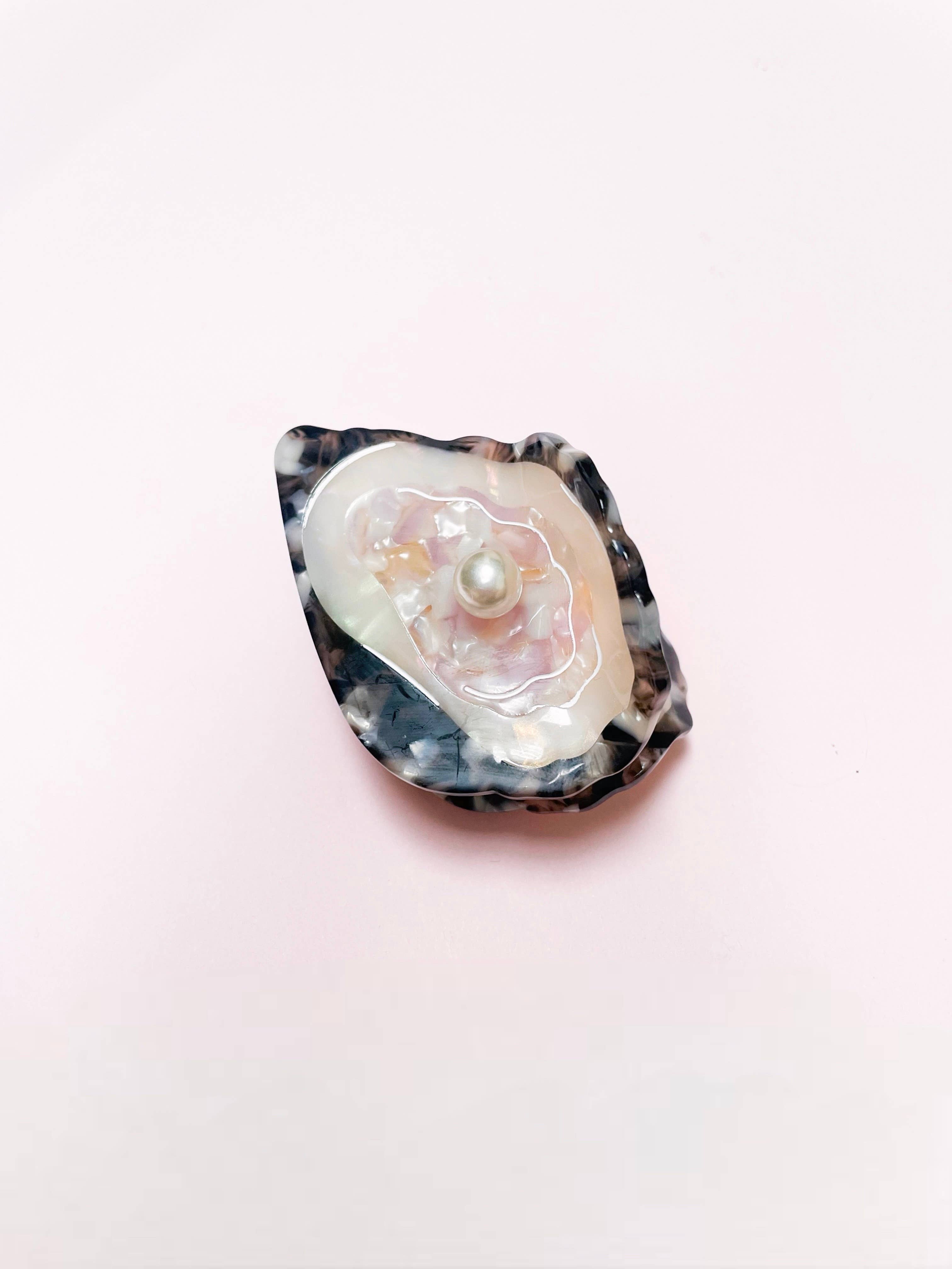 Oyster Claw Clip // Cellulose Acetate with Pearl detail