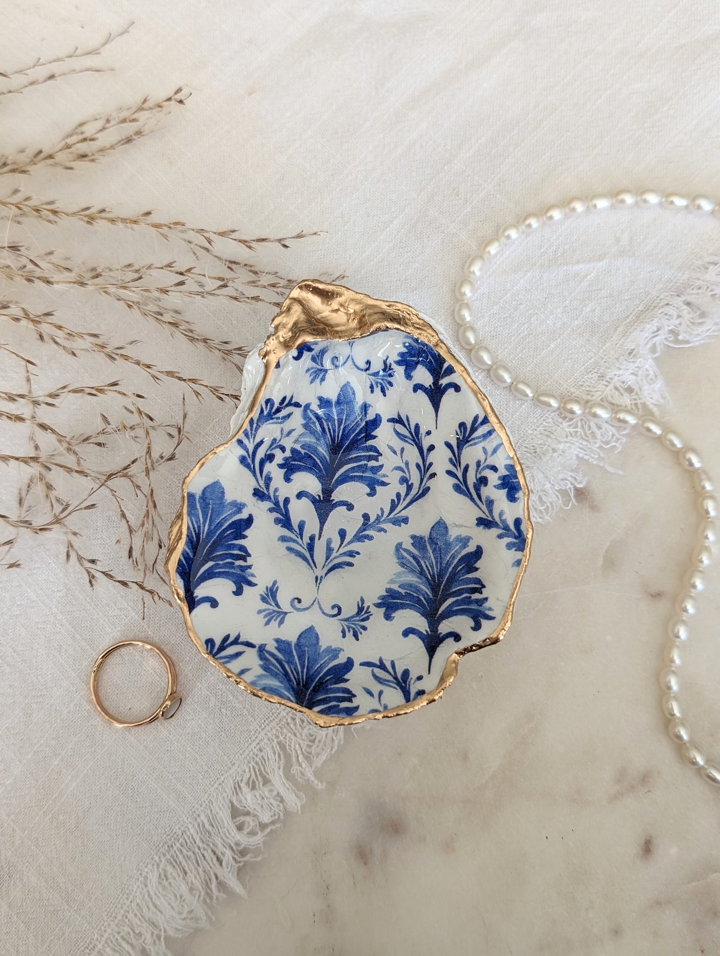 Chinoiserie Oyster Shell Ring Dish