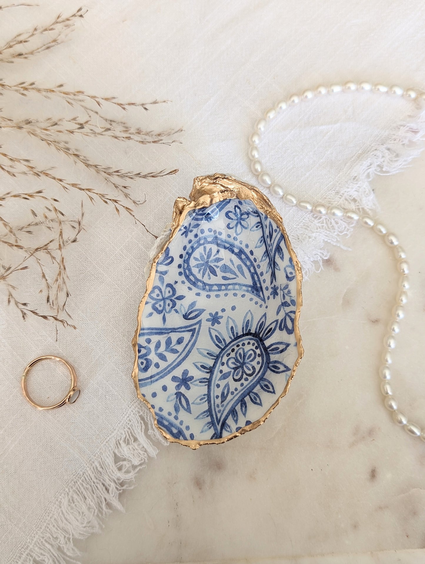 Chinoiserie Oyster Shell Ring Dish