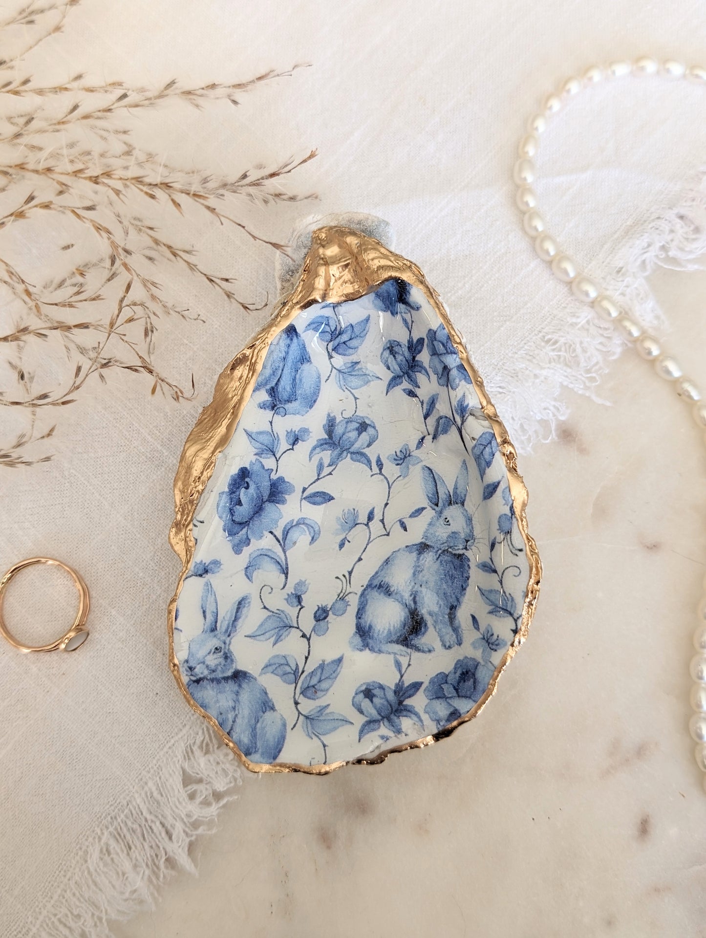 Chinoiserie Oyster Shell Ring Dish