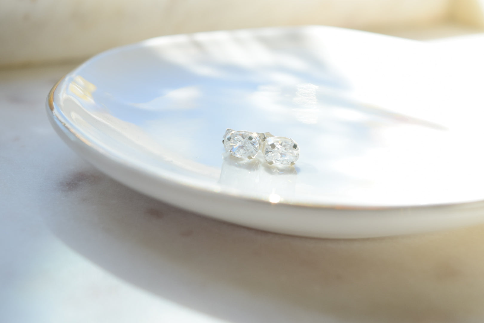 Circle CZ studs