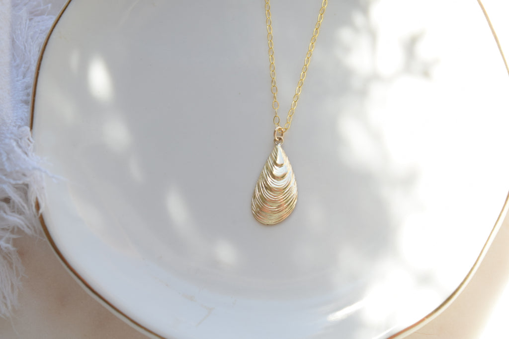 Oyster Necklace