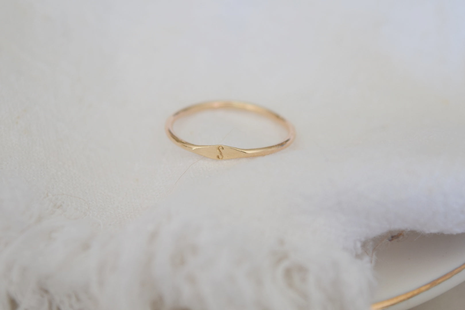 Initial signet stacking ring